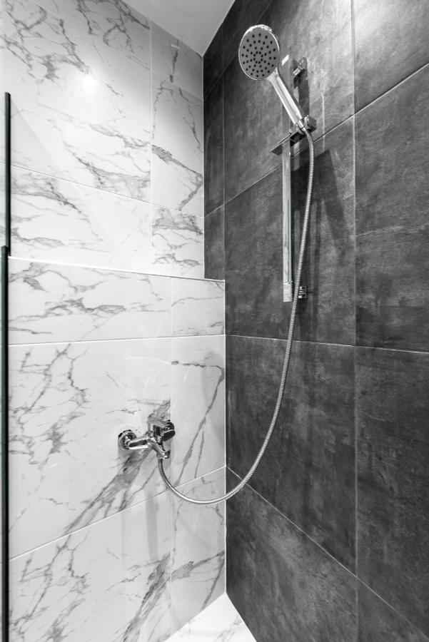 Denizen Boutique Apartments, Nilie Hospitality Mgmt Salonicco Esterno foto