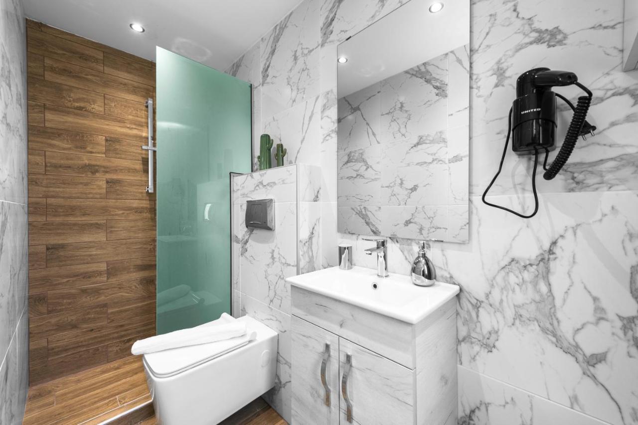 Denizen Boutique Apartments, Nilie Hospitality Mgmt Salonicco Esterno foto